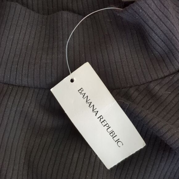 Banana Republic Ribbed Black Mock Neck Sweater - Picture 8 of 10